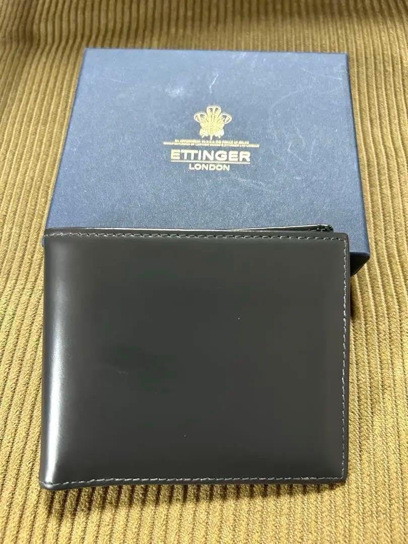 エッティンガー ブライドルレザー 二つ折 新生活に！