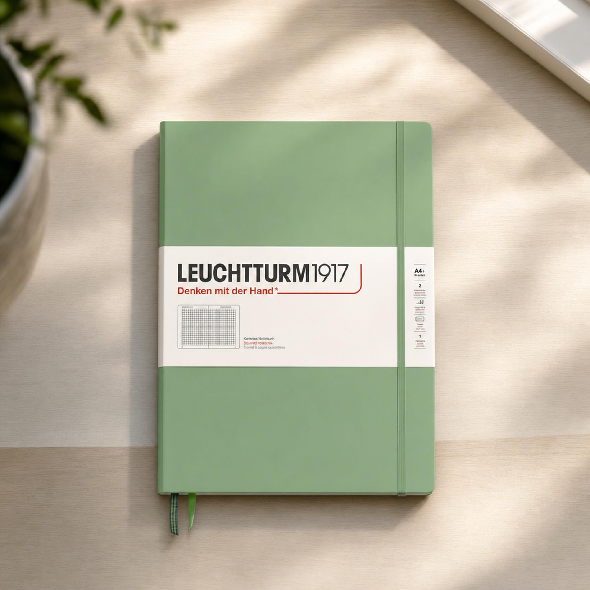 LEUCHTTURM1917 370262 Taccuini Master Classic A4+ Copertina rigida, 235 pagine numerate, Sage, Quadretti