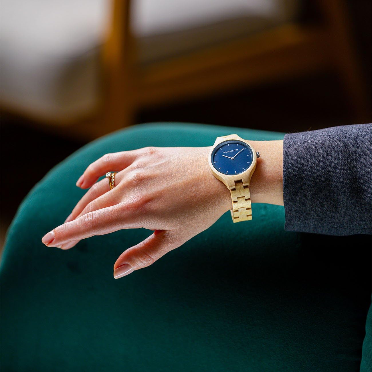WoodWatch Blue Ocean | Holzuhren für Damen - Armbanduhr Holz Damen Premium | Wood Watch for Woman | umweltfreundliches Produkt, wir Pflanzen 1 Baum für Jede Uhr