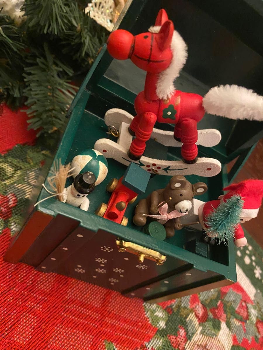 Xmasオルゴール 馬車 ラスト1点 Xmasオルゴール 馬車 ラスト1点 814EVsbAL5L._UF350,350_QL80_.jpg