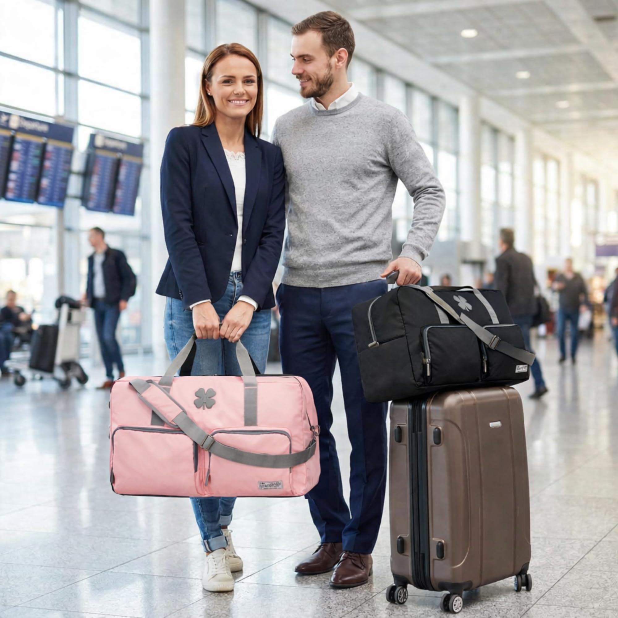 Lucky Travel Duffel Bag 65L, borsa da palestra e grande borsone da uomo, borsa pieghevole da notte per donna e uomo con tracolla regolabile, nero