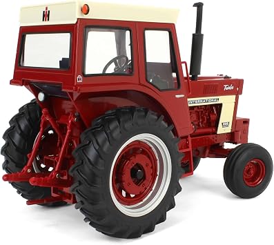 ERTL 1/16 International Harvester 1066 Tractor with Cab Prestige Collection 44422