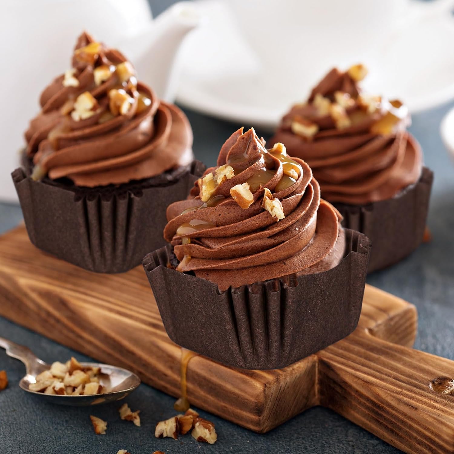 Whaline 500Pcs Brown Square Mini Cupcake Liners Disposable Brownie Baking Cups Coffee Color Cupcake Wrappers for Autumn Thanksgiving Bridal Baby Shower Wedding Birthday Party Decorations image 5