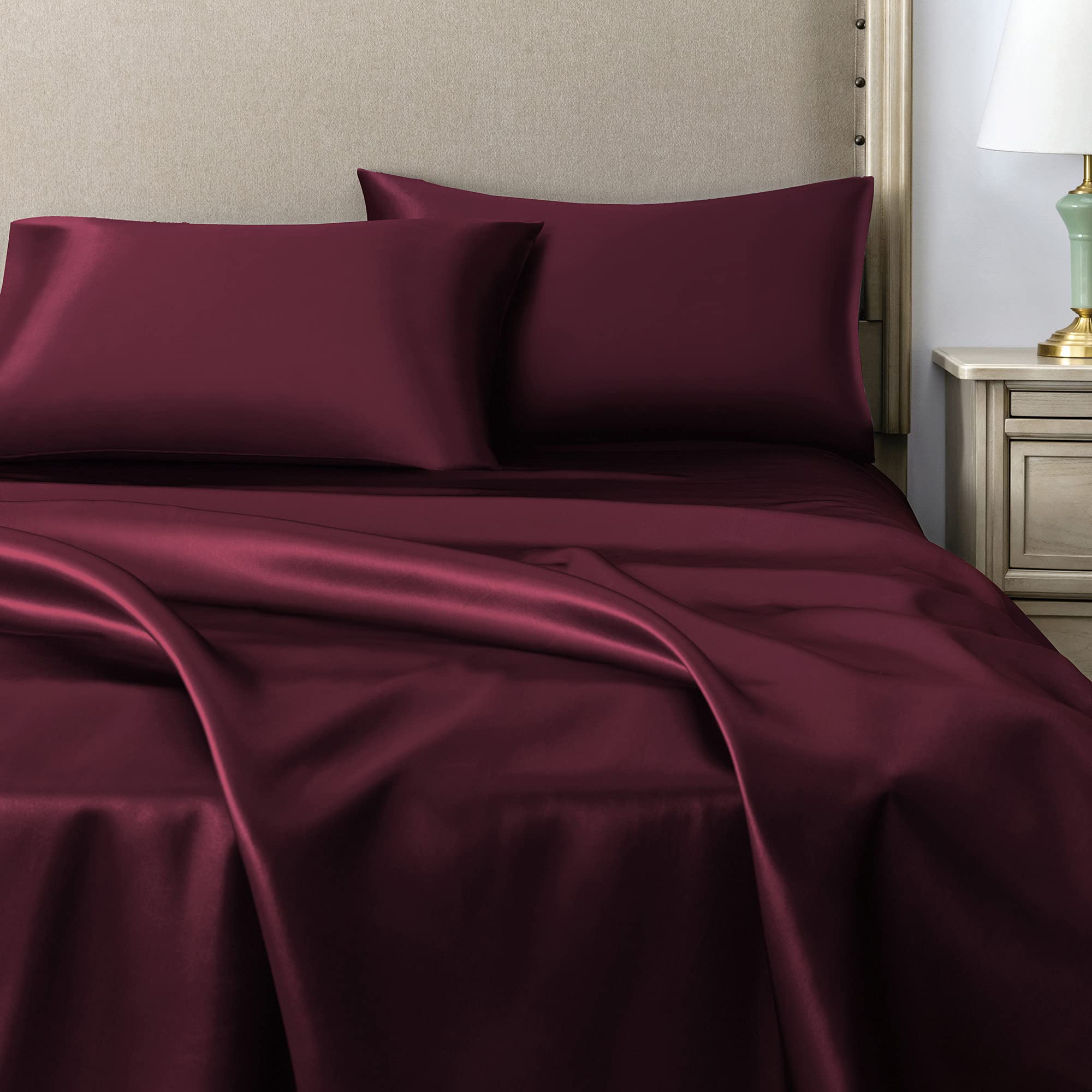 Set di 2 Federe in Raso 50 x 80 cm Bordeaux, Federa Cuscino Letto Morbida e Setosa al Tatto, Chiusura a Busta, Antiacaro e Ipoallergico, Protezione Capelli e Pelle & Antirughe