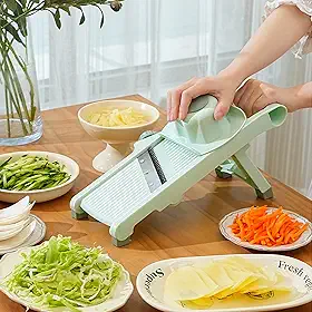 Fatiador de Alimentos Mandolina Ajustável - Lâminas Afiadas, Seguro e Durável, Inclui Protetor de Mão, Ideal para Legumes, Cebolas e Batatas