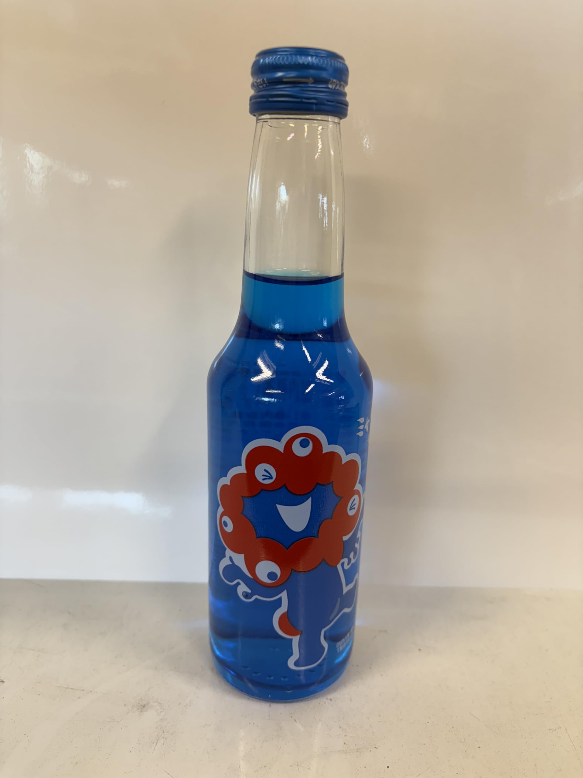 Amazon.co.jp: ミャクミャクサイダー 240㎖×20本 : 食品・飲料・お酒