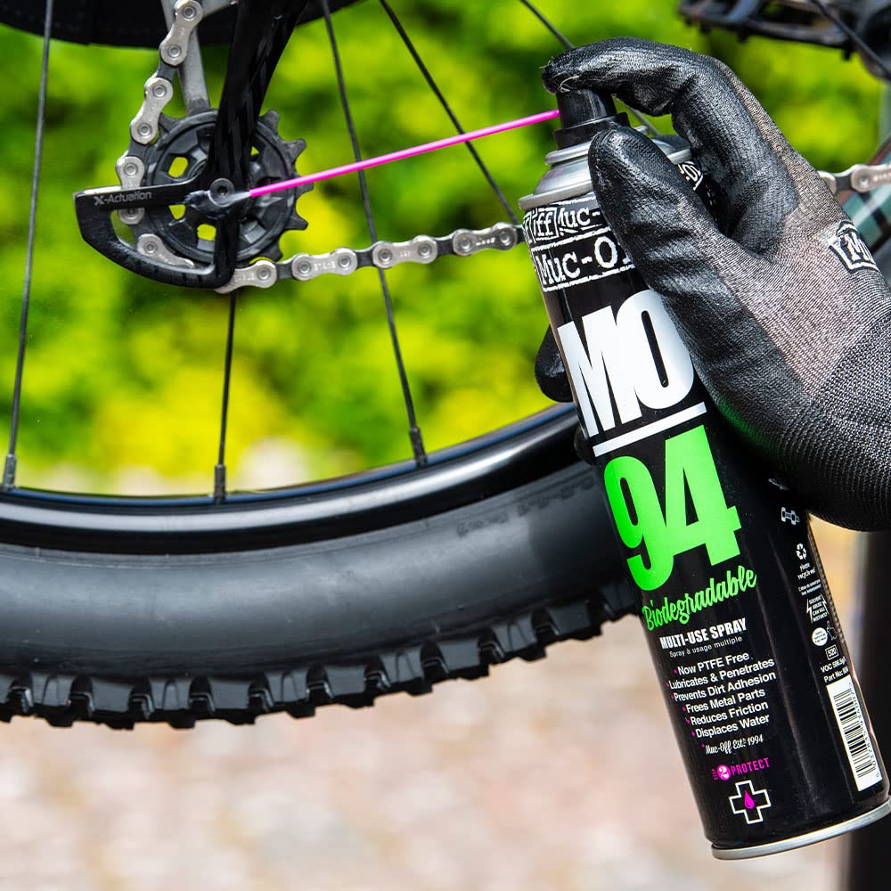 Muc-Off Fahrradpflegeset, komplettes Pflegeset zur Reinigung und Pflege Aller Arten von Fahrrädern, inklusive Fahrradreiniger, Kettenreiniger und Trockenkettenschmiermittel