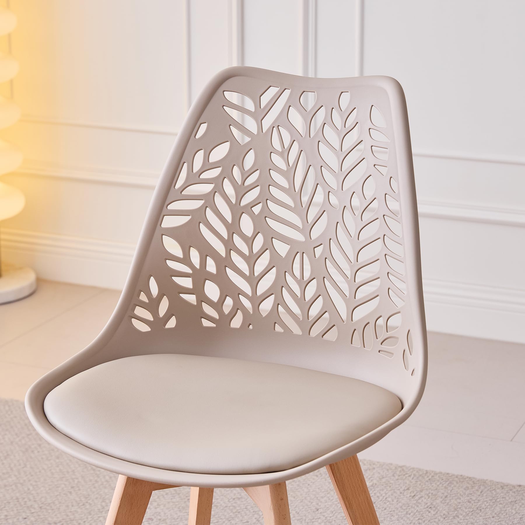 Juego de 8 sillas de Comedor Estilo nórdico, sillas de Cocina Modernas con Patas de Madera Maciza,Respaldo Abierto y tapizado en Piel sintética para comedores, cocinas,Caqui