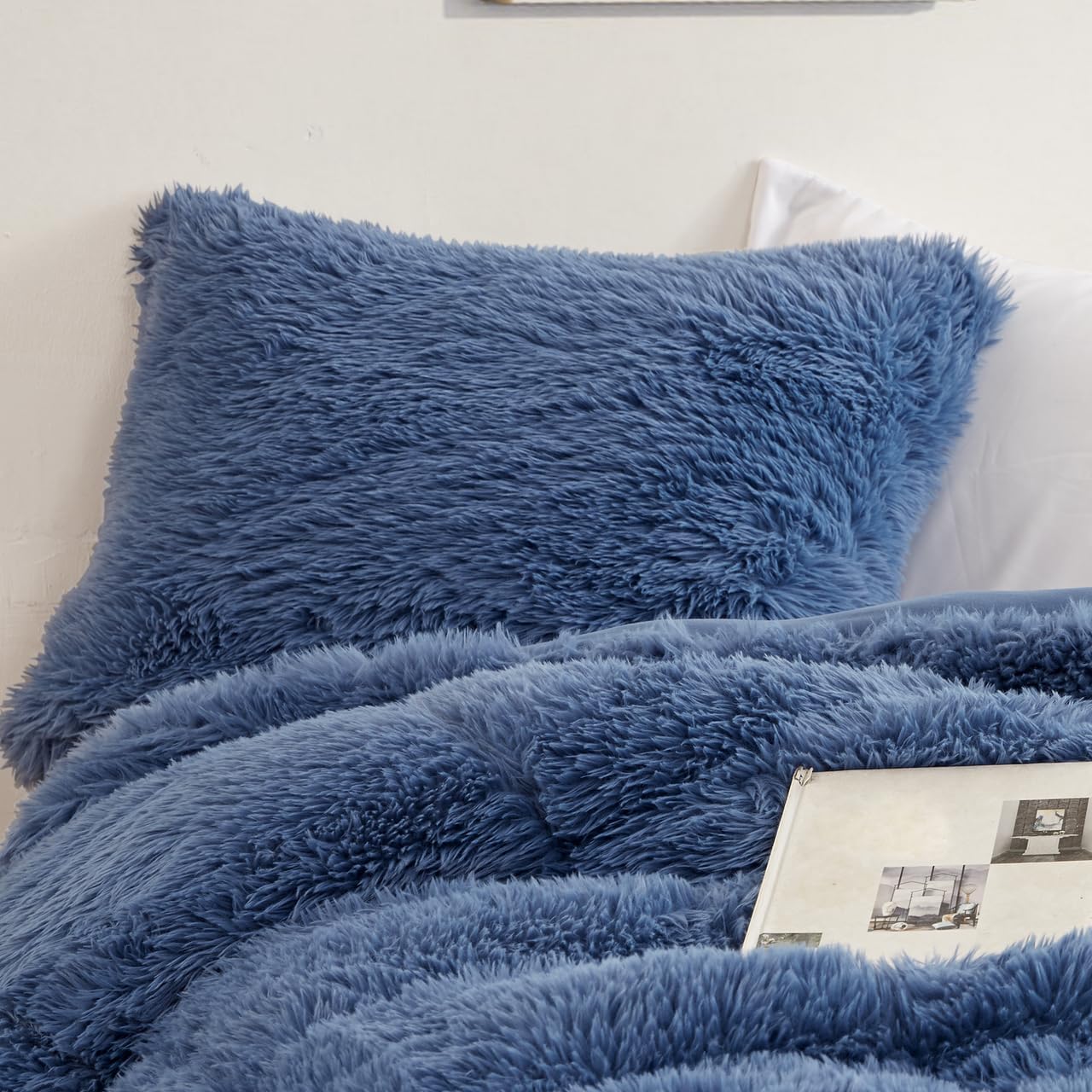 Byourbed Alaskan Winters® - Coma Inducer® Standard Sham - Riverside Blue