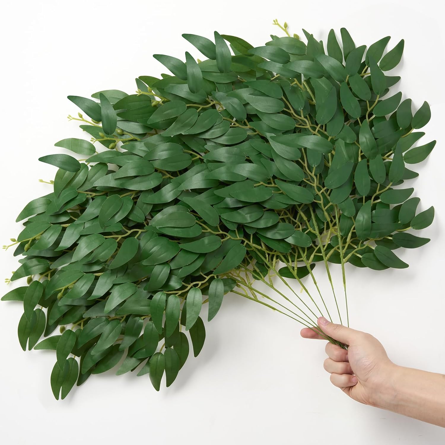 32Pcs Artificial Italian Ruscus Greenery Stems Silk Greenery Plants Spray Faux Green Leaf Garland Branches Hanging Green Spray Decoration for DIY Wedding Arch, Bouquet,Home Decor