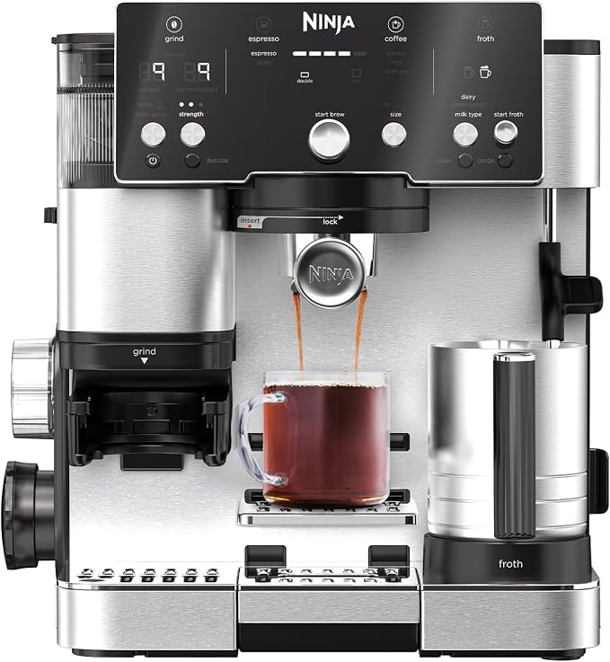 Ninja Luxe Essential Cafetera 2 en 1 para latte, cappuccino y espresso con molinillo y espumador de leche integrados, fácil de usar y 2 preajustes automáticos de espuma, plata, ES501EU