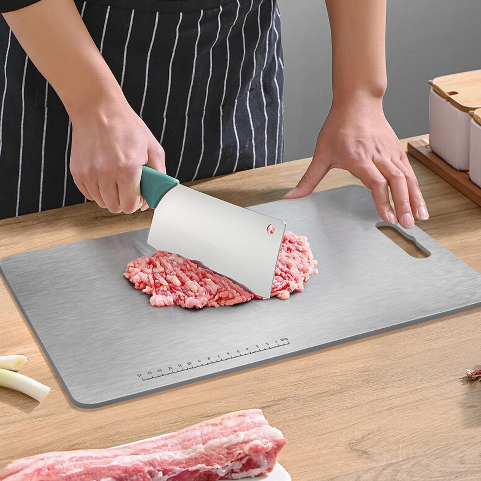 Tabla de Cortar de Titanio, de Acero Inoxidable Apto para Uso Alimentario, para Carne, Frutas y Verduras.(39 * 28cm/15 * 11in)