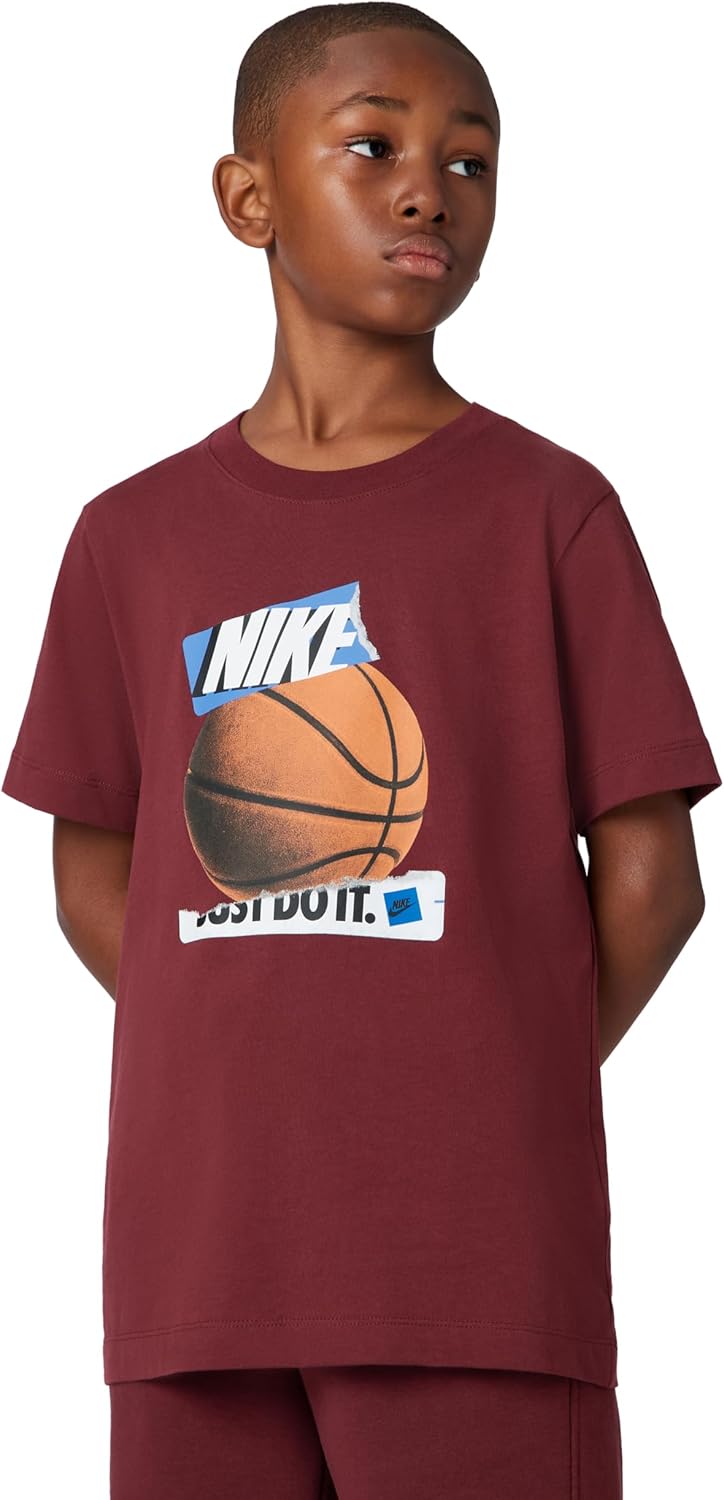 Nike Unisex Big Kids' Sportswear Club Basketball Just Do It T-Shirt - Boys and Girls