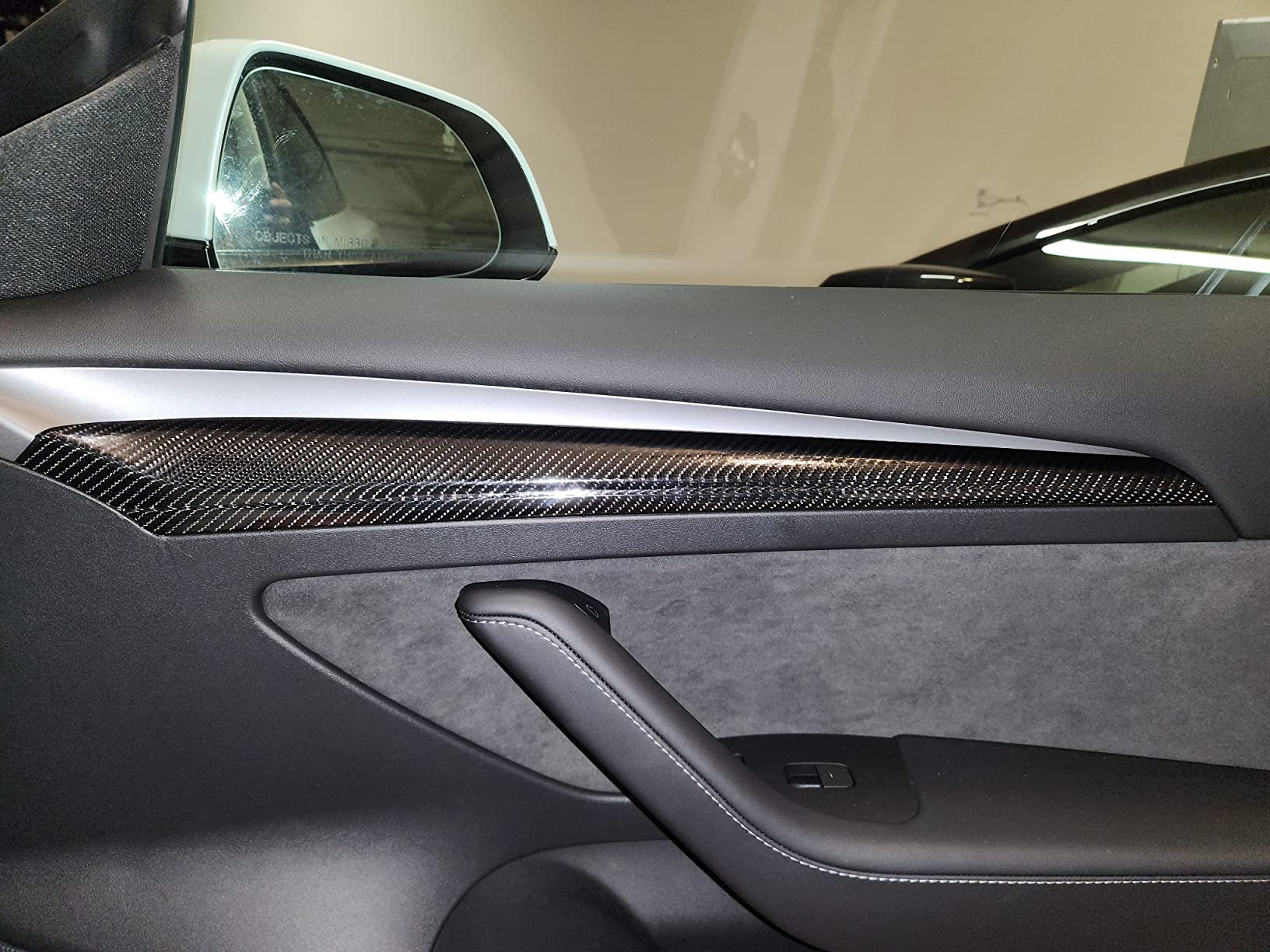 16/mo Finance Tinybot Vinyl 6D Carbon Fiber Gloss Car Wrap with Air Release Technology 5 X