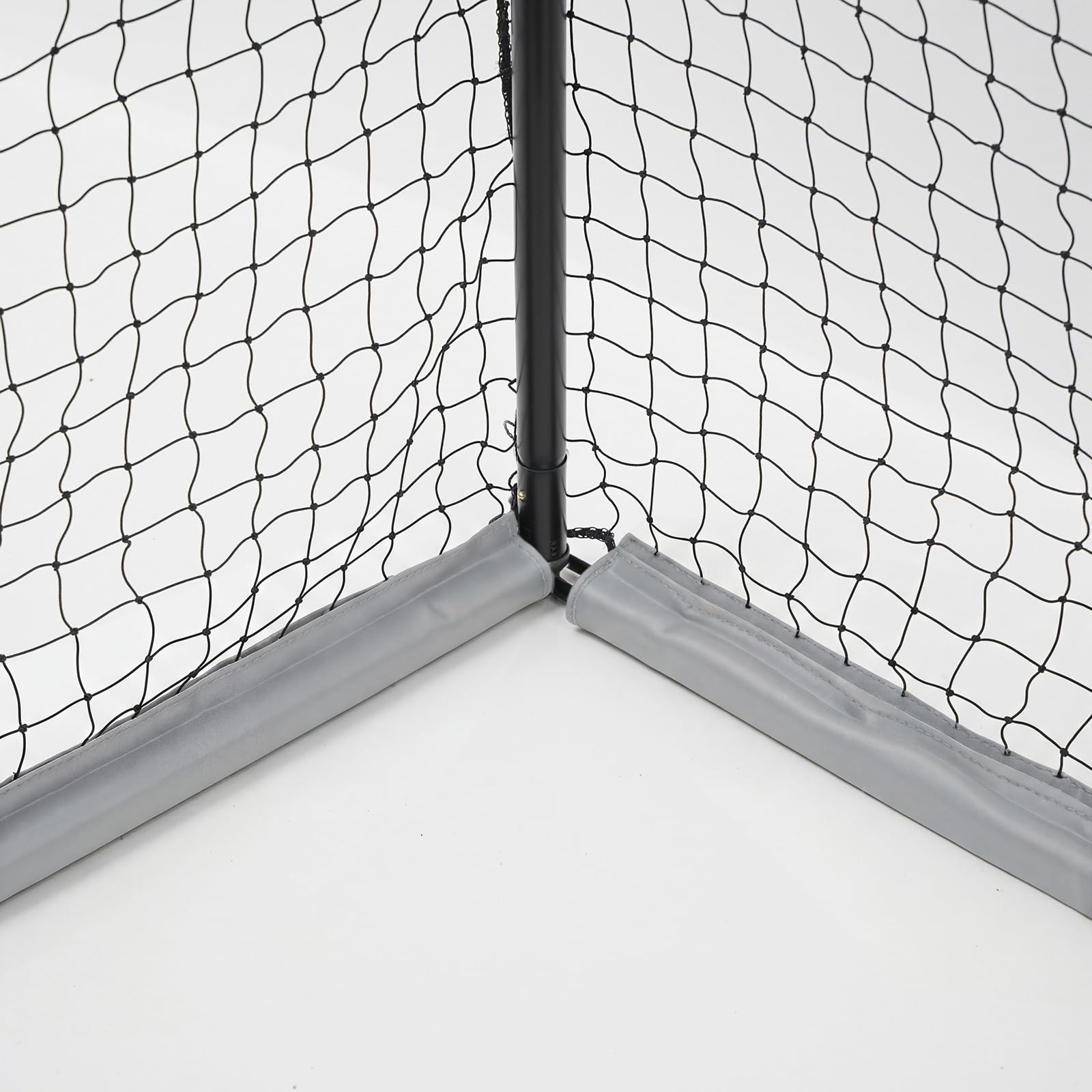 LARMNEE But de Football de 240 cm, Cage de Foot pour Enfant et Adulte, But de Football avec Mousse de Protection, Cage de Foot résistante aux intempéries, Filet en PE