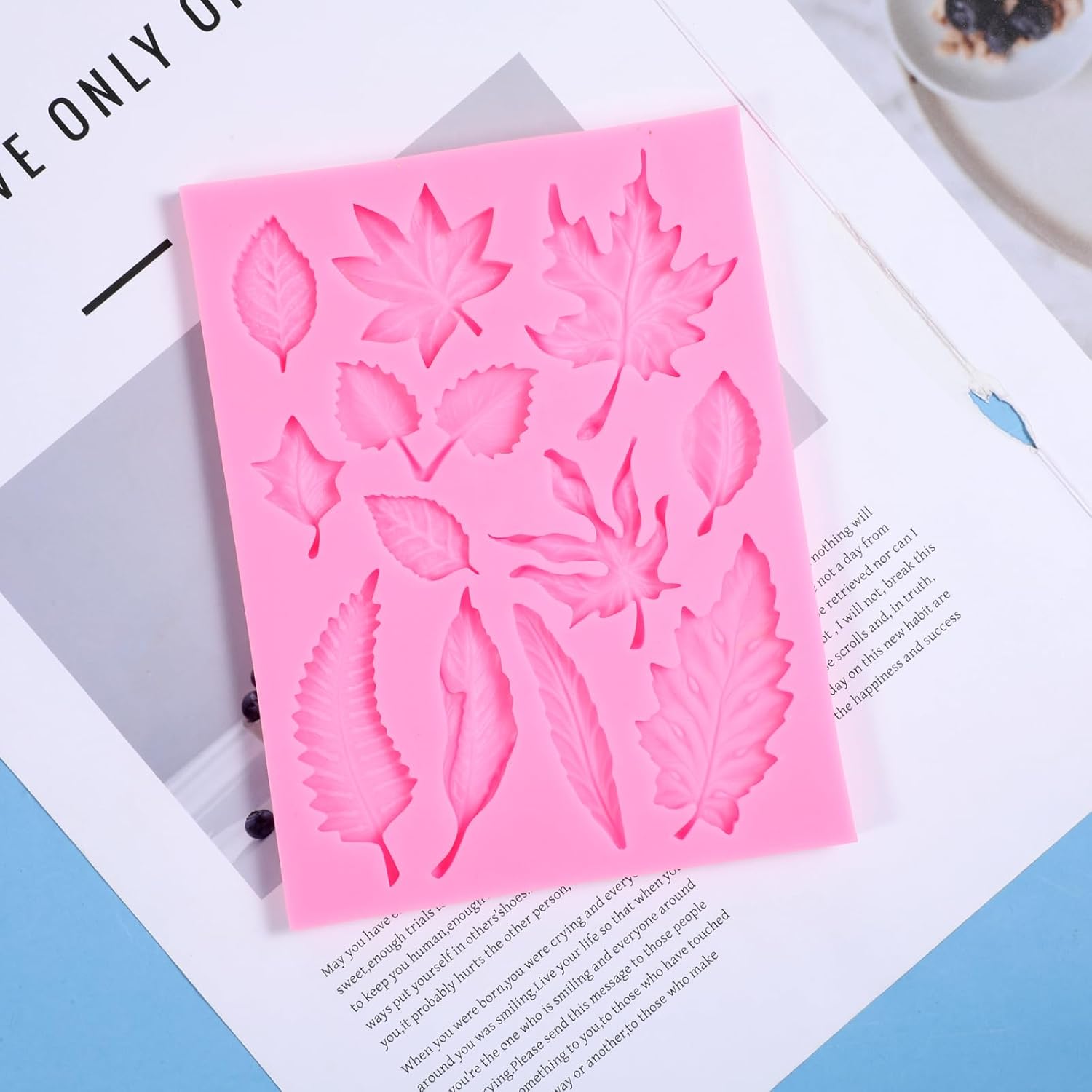 Leaf Silicone Mold Fondant Molds, Leaf Shape 3D Maple Leaves Clay Mold Silicone Air Dry Clay Molds for Cookie, DIY Cake Decoration, Cupcake Topper, Chocolate, Candy, Soap, Baking, Crafting Projects - Image 6