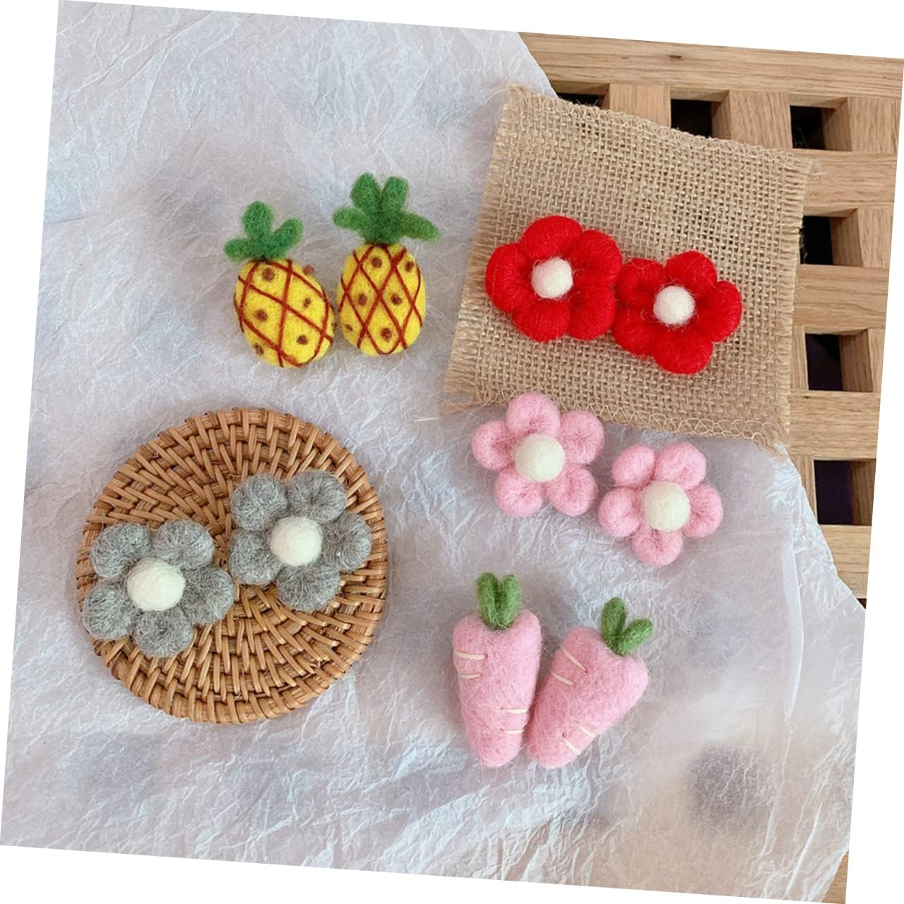 NOLITOY 5pcs Adorable Felt Flower Brooches for Boys and Girls Cute Breastpins for Bags Hats and Scarves and Safe Corsage for Clothing Decoration