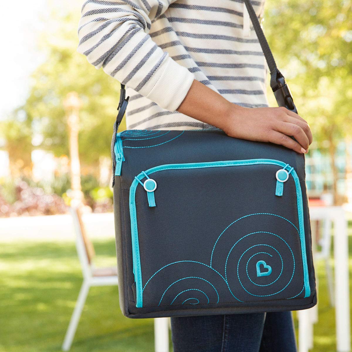 Munchkin Travel Booster Seat