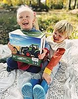 Vista 6 de Tractor de juguete a control remoto con remolque Juego de vehículos de granja de metal con luces y diseño de 8 ruedas, camión tractor RC