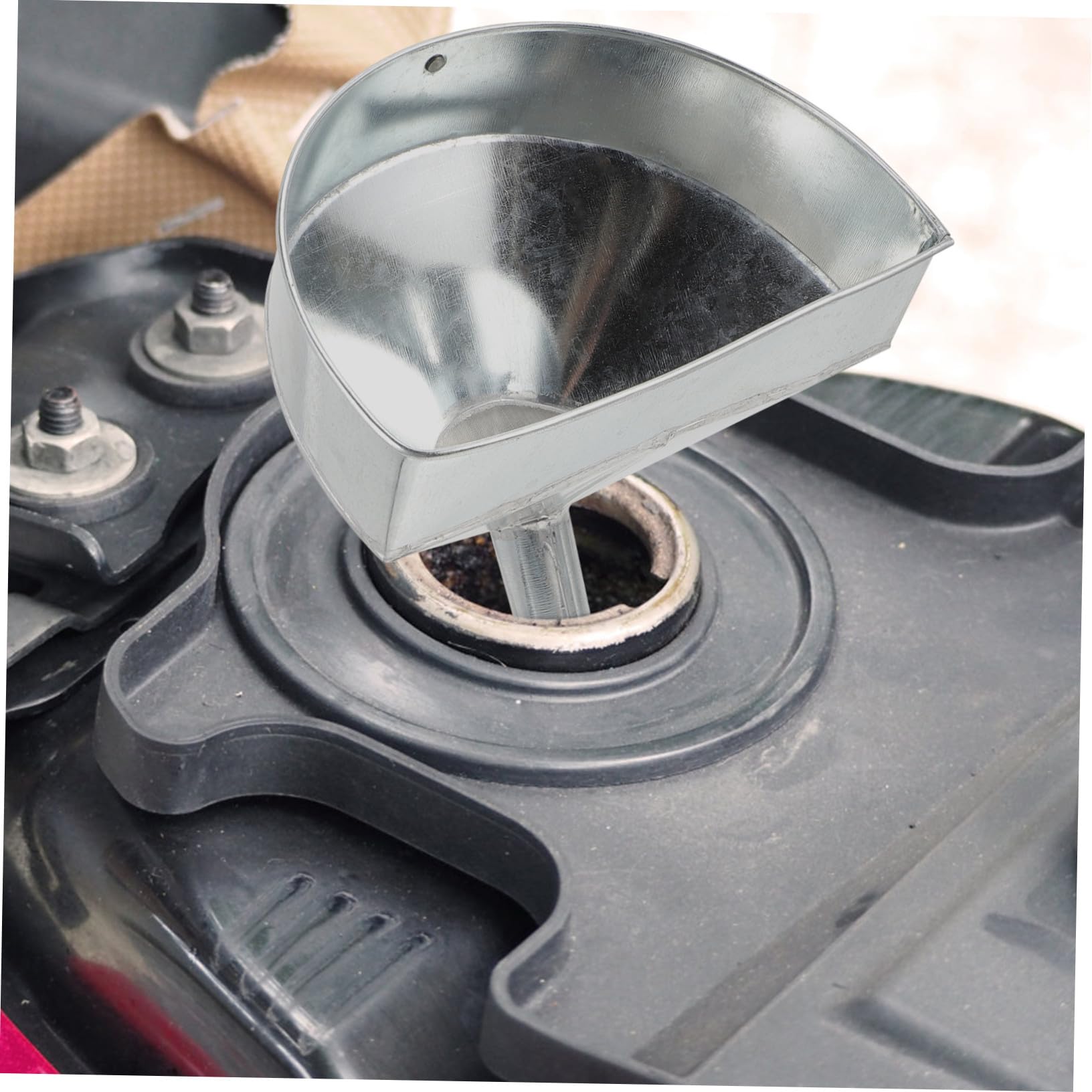 Imbuto Carburante a Bocca Ampia in Ferro Filtro in Rete in Acciaio Inox, Imbuto per Olio Motore e Carburante per Veicoli e Motociclette, Accessorio per Rifornimento Auto e Camion
