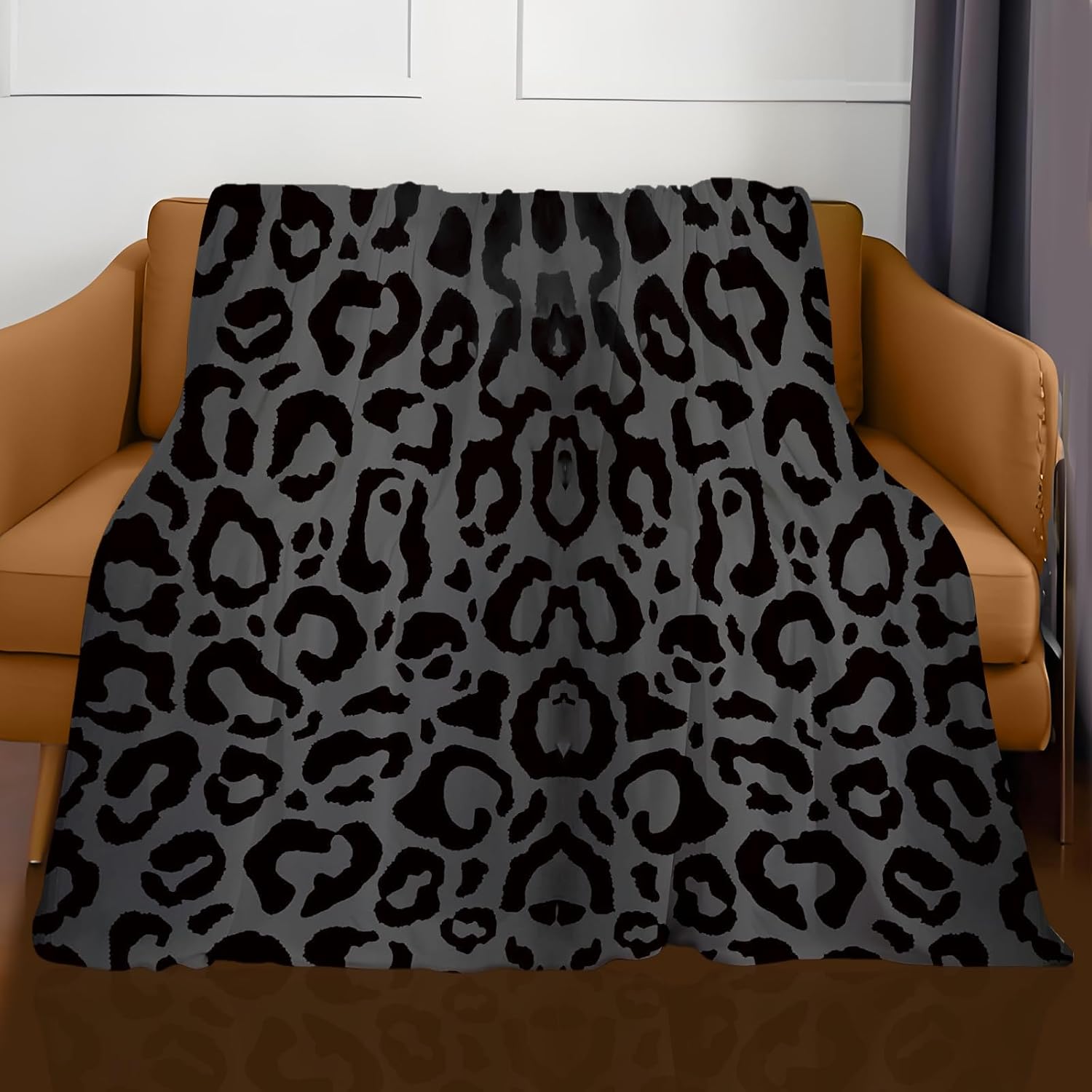 Throw Blanket for Couch, 300GSM Warm Soft Cozy Flannel Blanket, Cute Blanket for All Seasons Bedroom Home Decor Gifts, Cool Black Leopard 50x60 Inches
