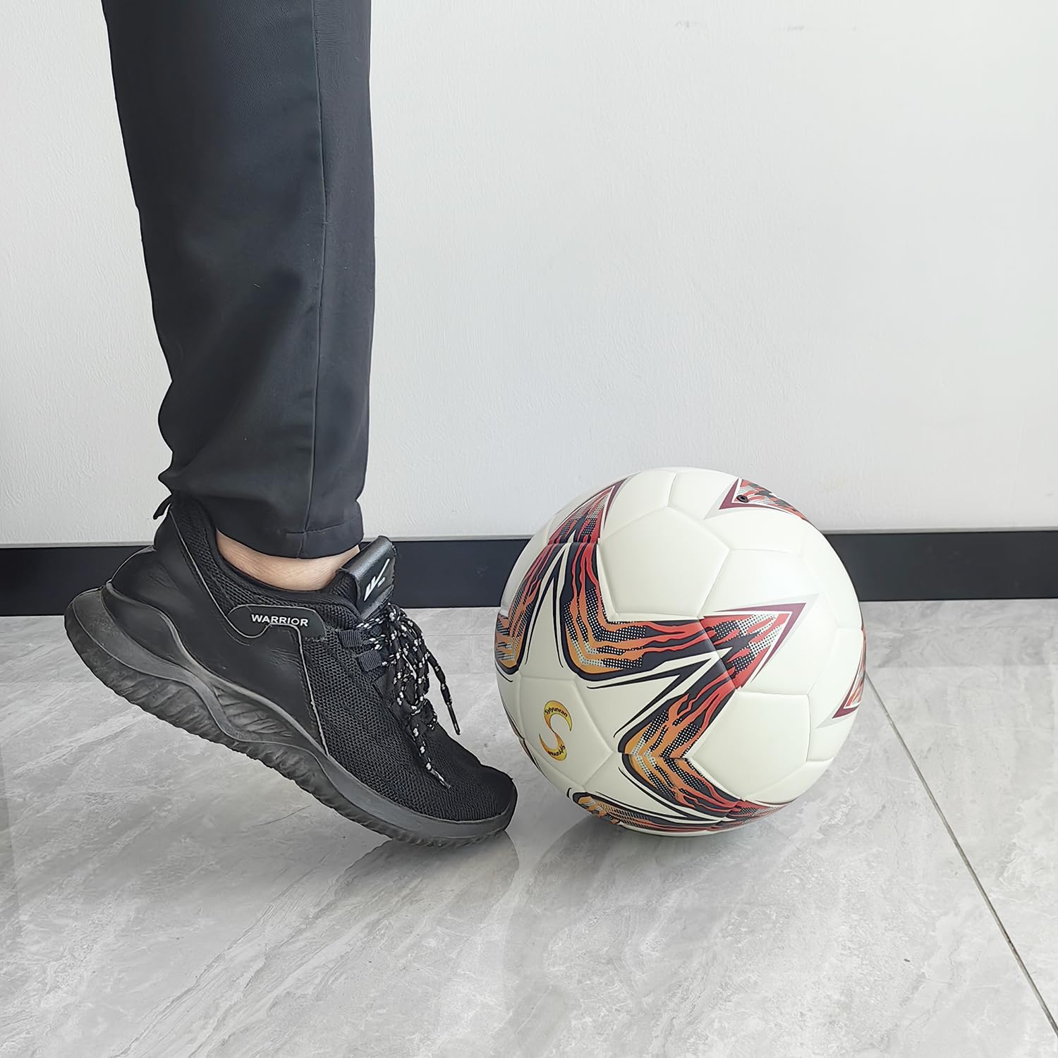 Size 5 Soccer Ball Pallone Da Calcio Glow In The Dark Footballs - Bianco, 1 Pezzo, Adatto Giochi Regolari di Formazione, Gli Amanti del Bambini Adulti Allo Stesso Modo
