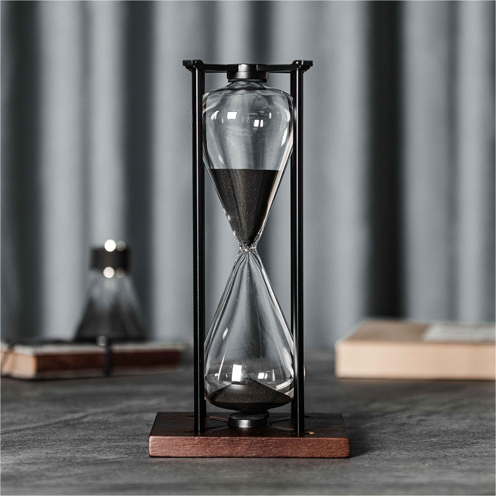 ELAINESTORE Hourglass Timer 60 Minute, Metal Frame Decorative Sand Timer with Removable Wooden Base (Black Sand, Large Size)