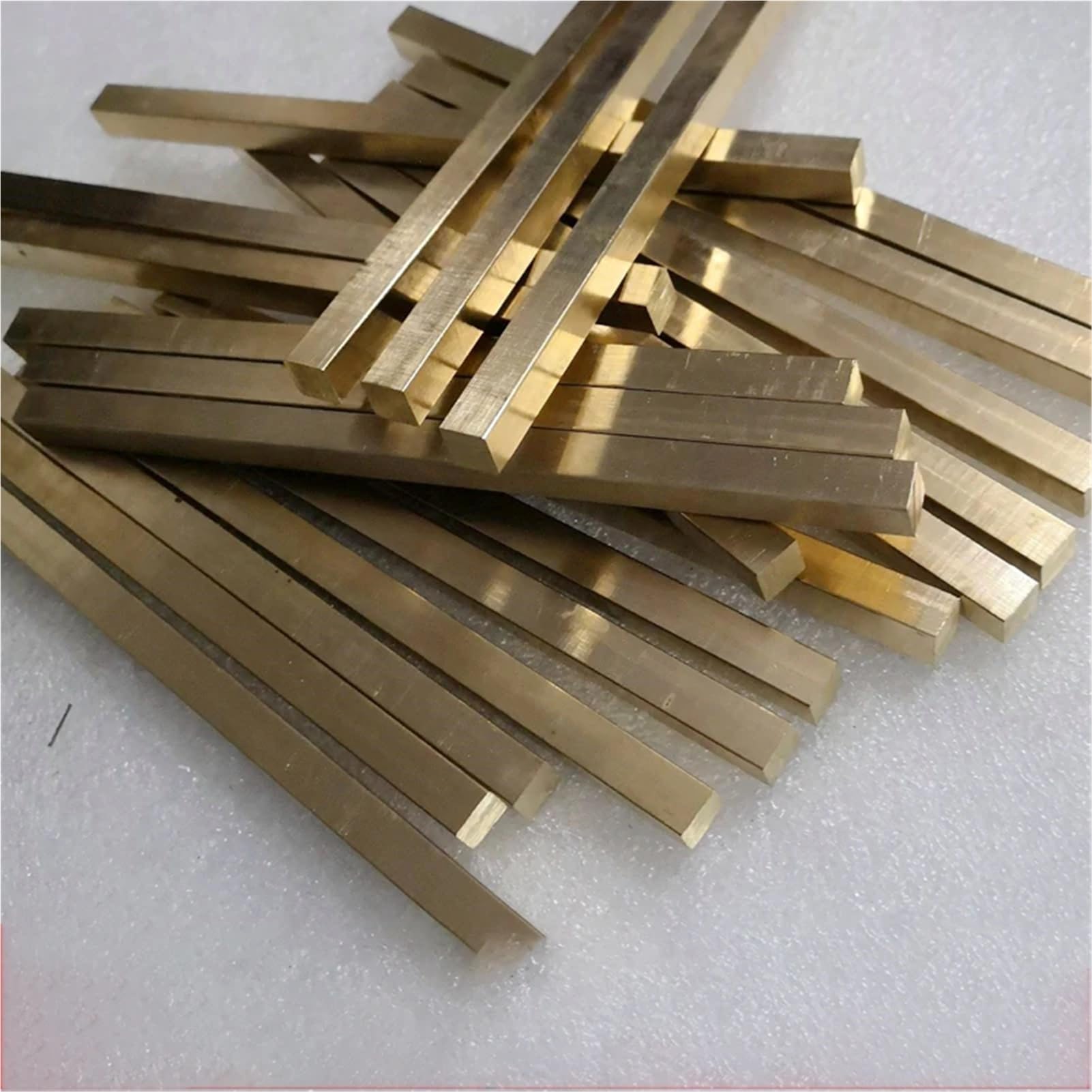 Barra Quadrata in Ottone 9.5x9.5x500mm Barre Solide