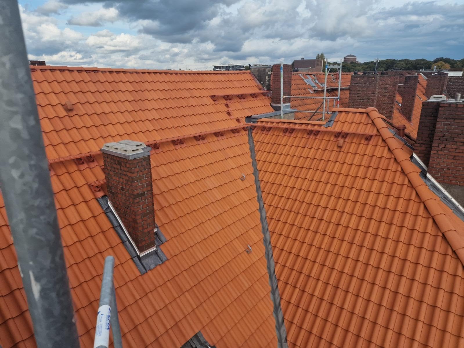 Schornsteinabdeckung aus Beton 32x32 cm – Betonmanufaktur Delmenhorst | Handgefertigt in Deutschland | für stillgelegte Schornsteine | Grau
