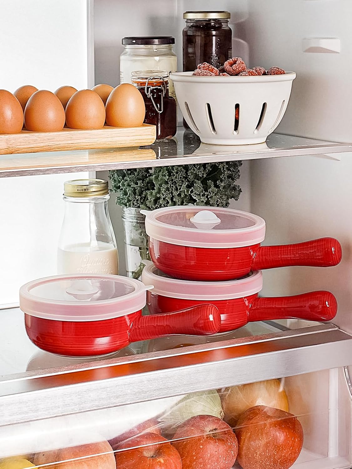 LE TAUCI Soup Bowls with Silicone Lids and Handles, 15 Oz French Onion Soup Bowls, Non-Toxic Ceramic Soup Crocks for Noodles, Stew, Cereal and Chilli, Oven Microwave Dishwasher Safe, Set of 4, Red