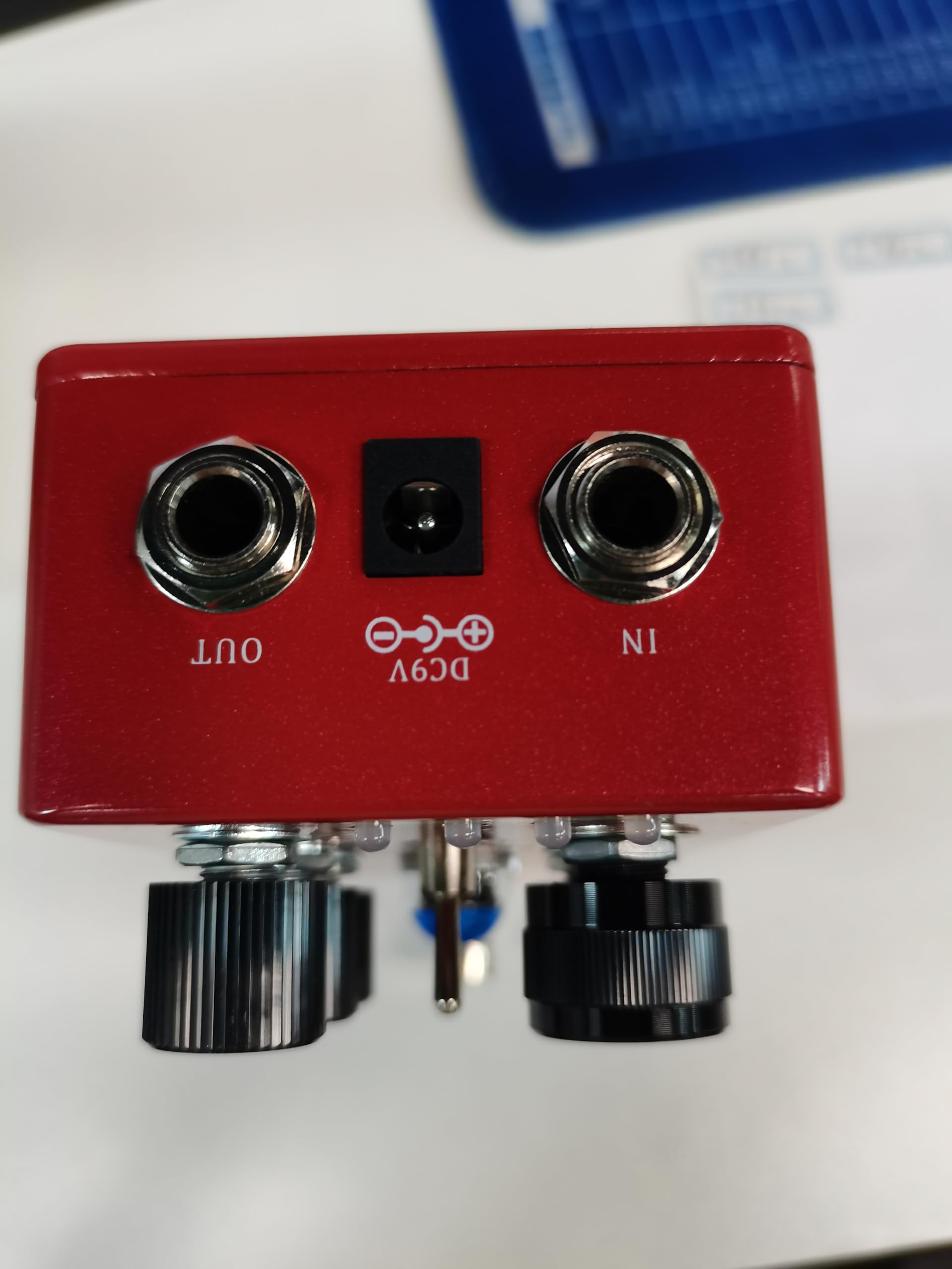 Pedale Effetti di Distorsione per Chitarra Potente Distorsione Rosso MARRONE True Bypass per Chitarristi Elettrici Alluminio Rosso 11,5 * 6,5 * Cm