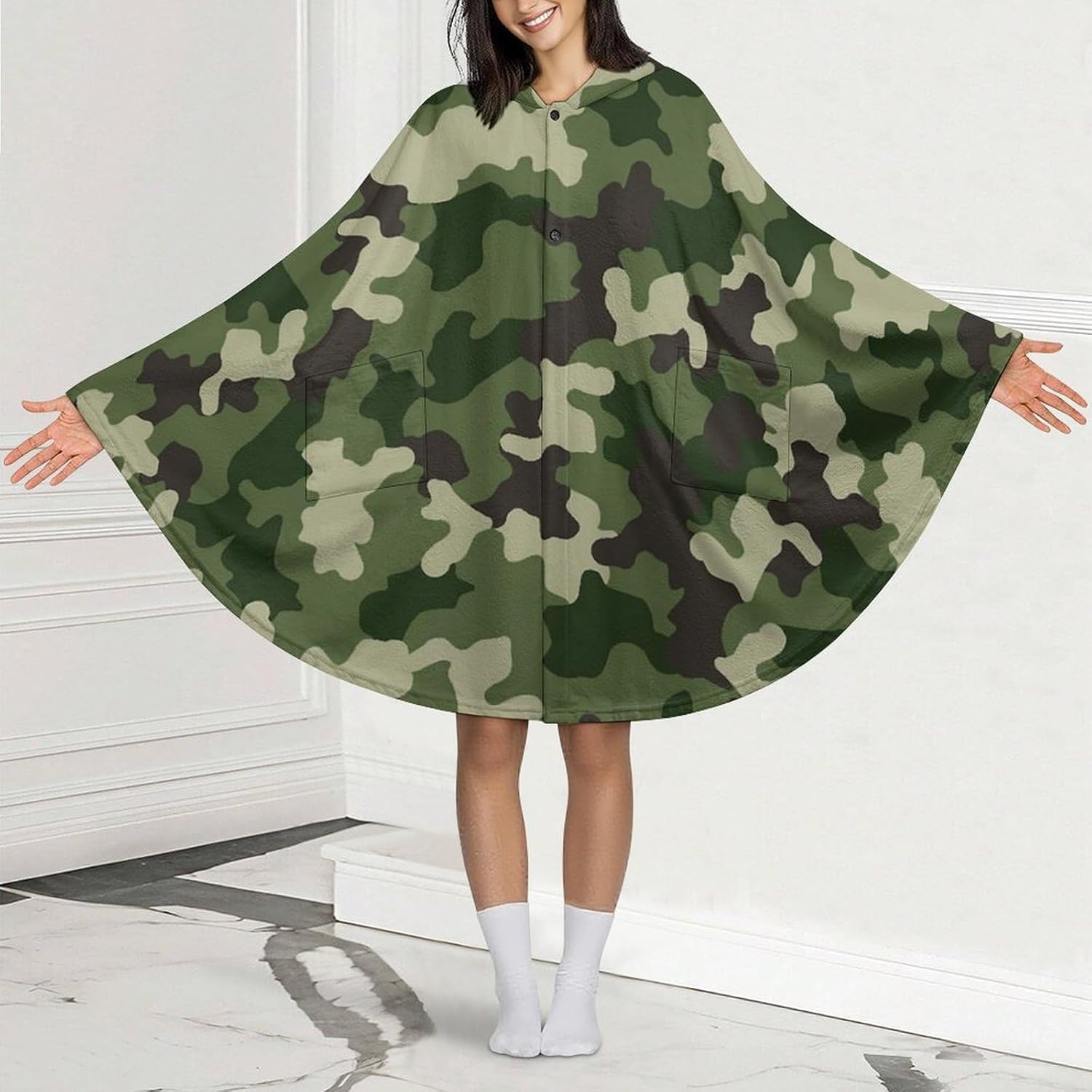 Green Camouflage Seamless Wearable Blanket with Hooded Flannel Blankets Cape with Pocket