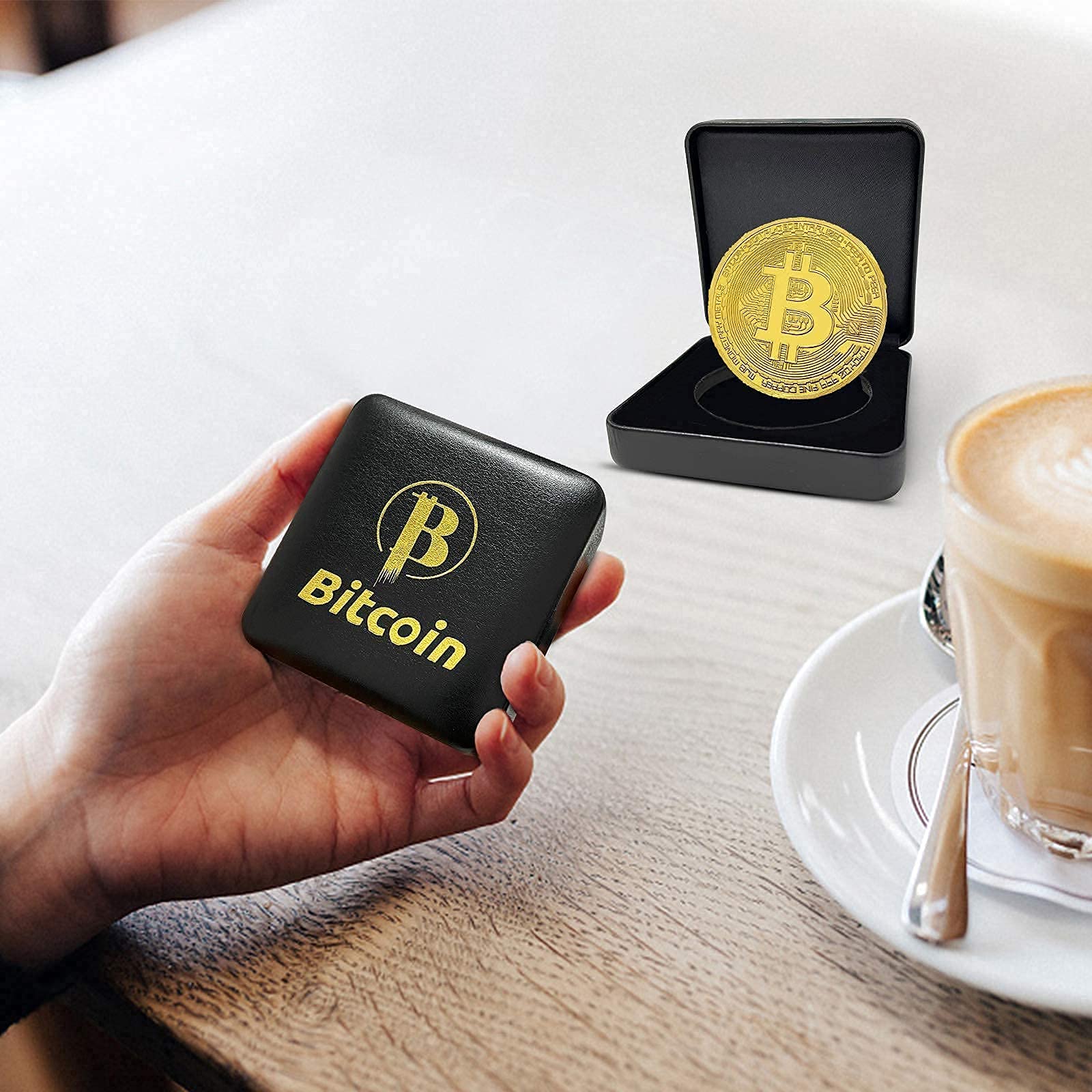 Bitcoin Coin, Era Demon BTC Limited Edition Physical Gold Commemorative  Coin Luxury Collection Crypto Coins Gift with a Box : Amazon.ae: Fashion