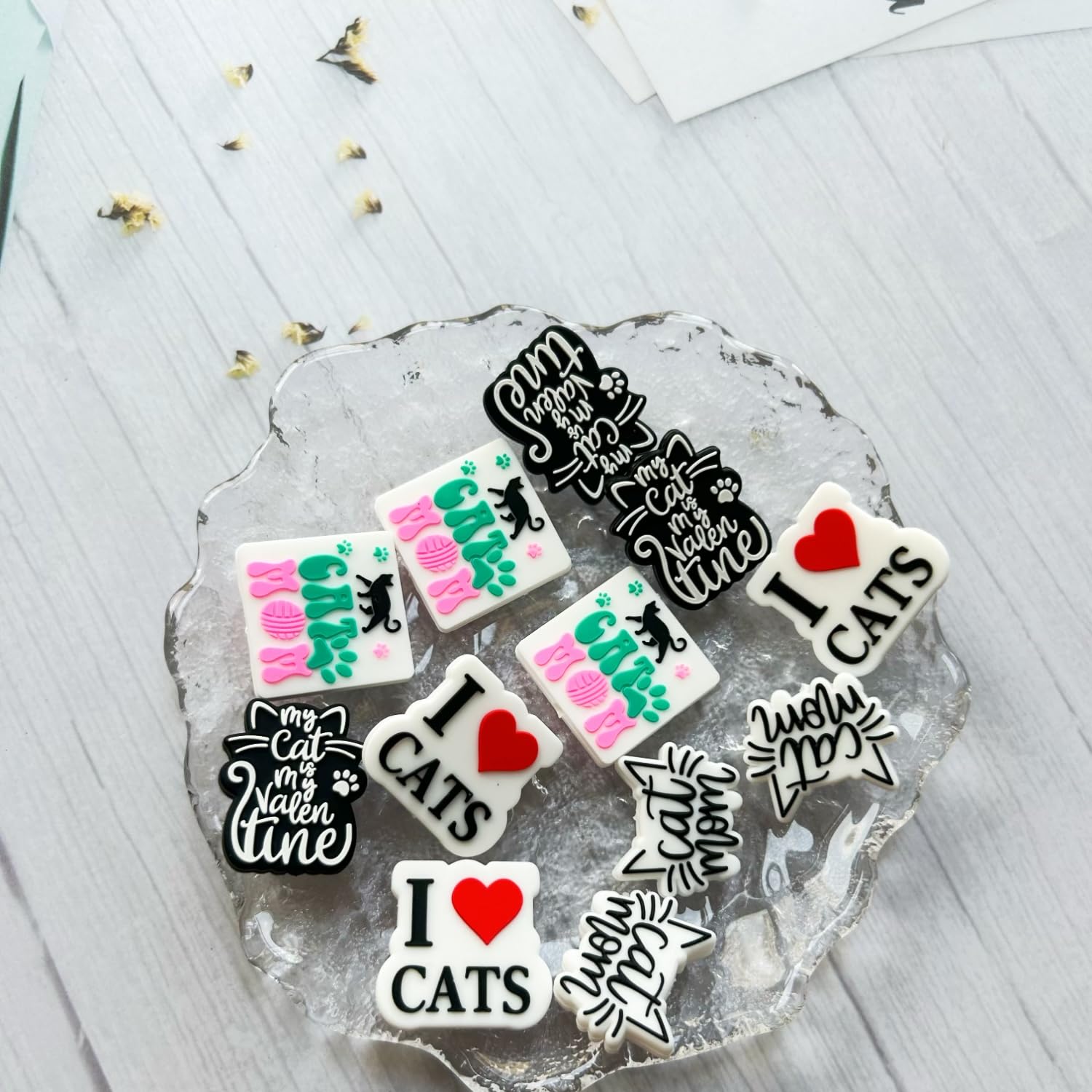 12PCS Cats Silicone Focal Beads - Gray & Pink Animal Beads For DIY Keychains & Pens