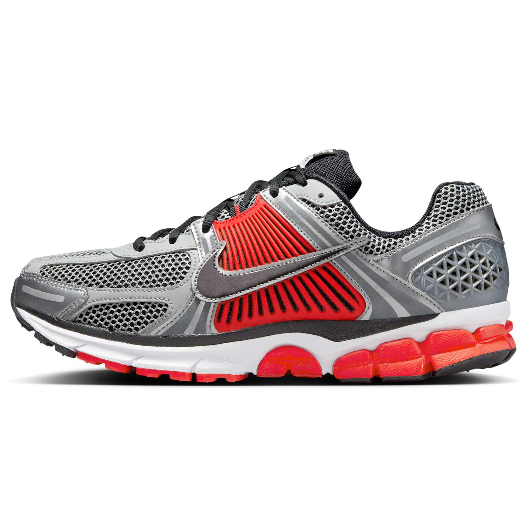 Nike ZOOM Vomero 5 Herrenschuhe (HV0926-095, Metallic Silver/University Red/White/Black), Metallic Silver/University Red/White/Black, 37.5 EU
