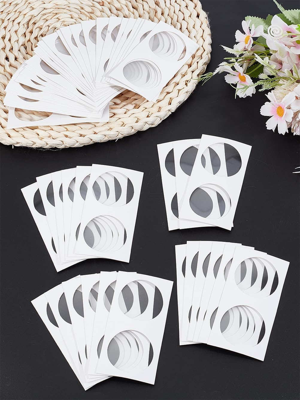 50Pcs Cardboard Staple Type Coin Flip, White Coin Jewelry Storage Small Item Organizer Sleeves for Jewelry Currency Bills Collectors Supplies, 100x50x1.5mm, Hole: 40mm