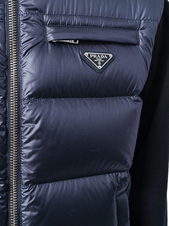 Amazon.com: Prada - Chaleco de invierno para hombre : Ropa, Zapatos y  Joyería