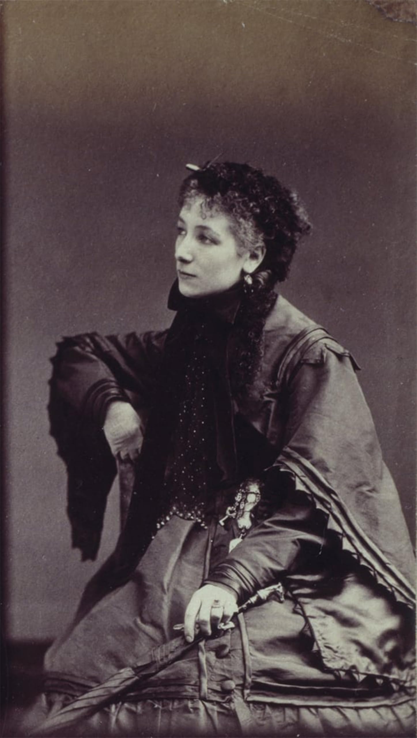 ARTXLXXBN Famous Print Painting Colorful Art Print Portrait of Sarah Bernhardt in Town Costume by Adolphe Eugene Disderi Canvas Art Decorations for Home Decor 60x90cm