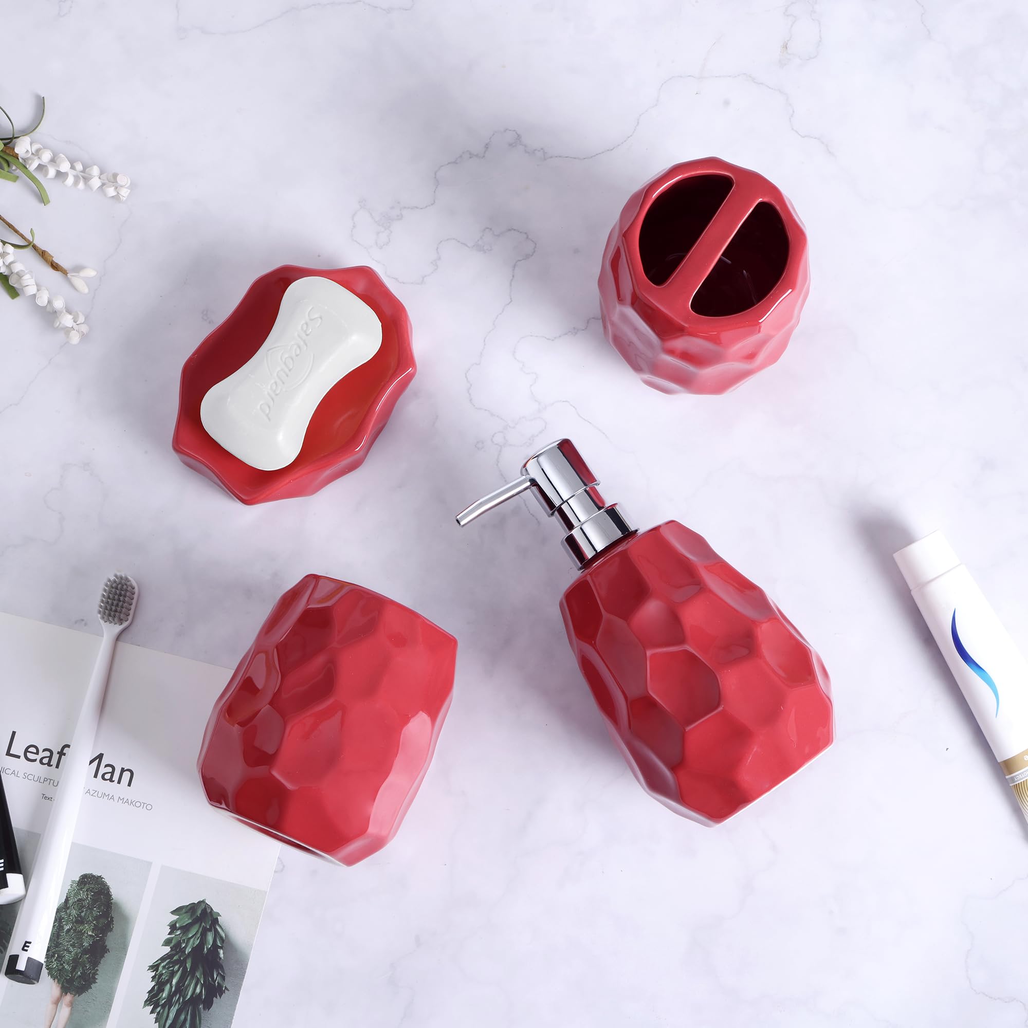 Set di accessori da bagno, set di 4 accessori da bagno, dispenser di sapone per lozione, portasapone, porta spazzolino, bicchiere per spazzolini, organizer da bagno per bagno moderno (rosso)