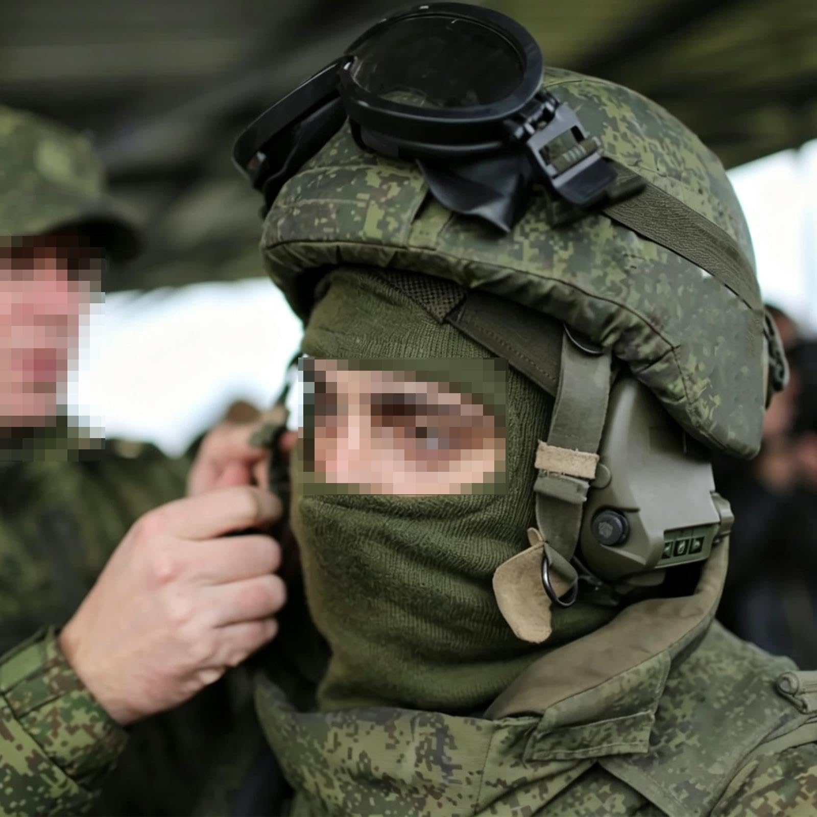 Casque Russe 6M2 avec Réduction du Bruit et Protection Auditive