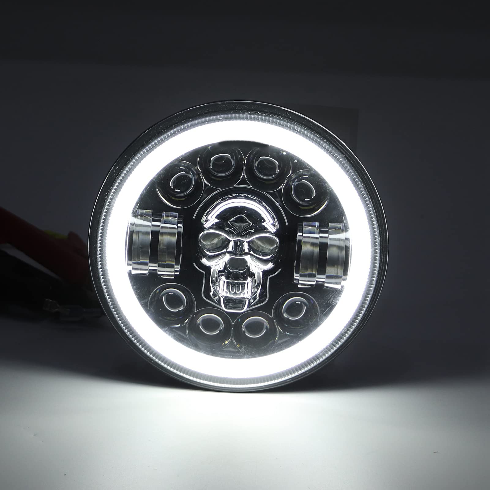 Fydun Phare LED 12V 7 Pouces Universel pour Moto - Angel Eye Rond Étanche Auxiliaire Blanc Tête de Mort Motif Lumière pour Motos et Voitures
