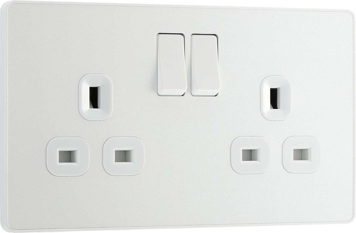 Розетка живлення BG Electricals Evolve з подвійним вимикачем, 13A, перлинно-біла
