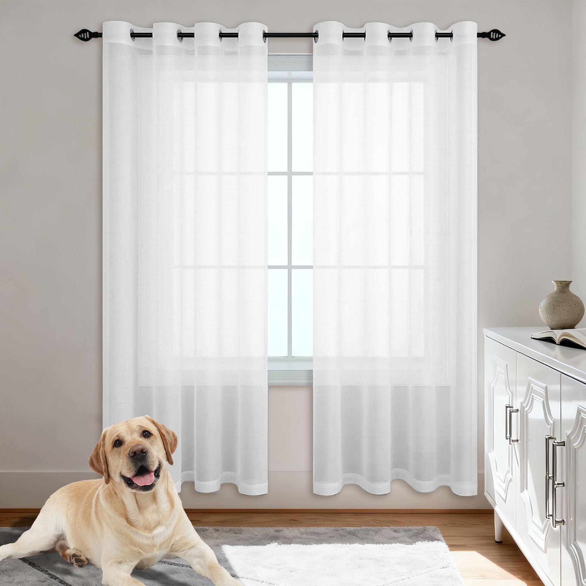 Voilage transparent lumineux blanc grand format pour hauts plafonds