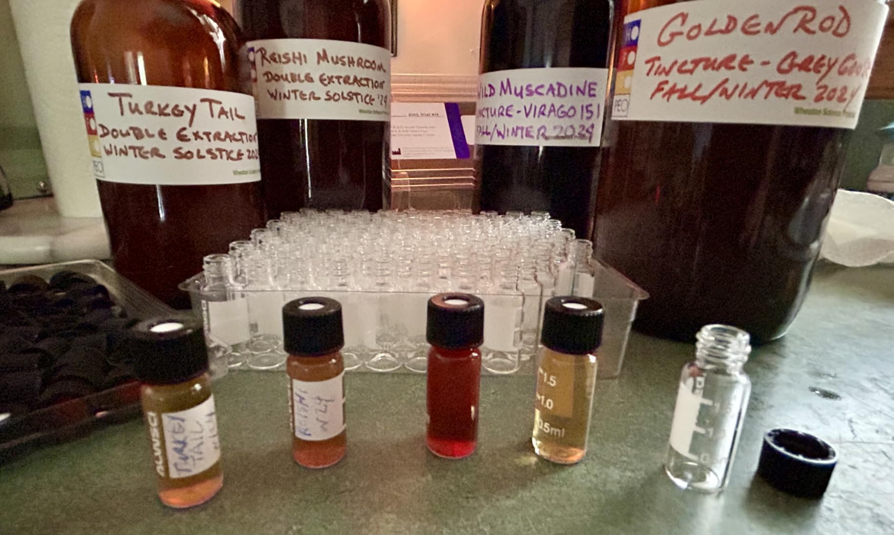 HPLC Vials - Amber Autosampler Vials for Chromatography -5 HPLC Vials - Amber Autosampler Vials for Chromatography -5