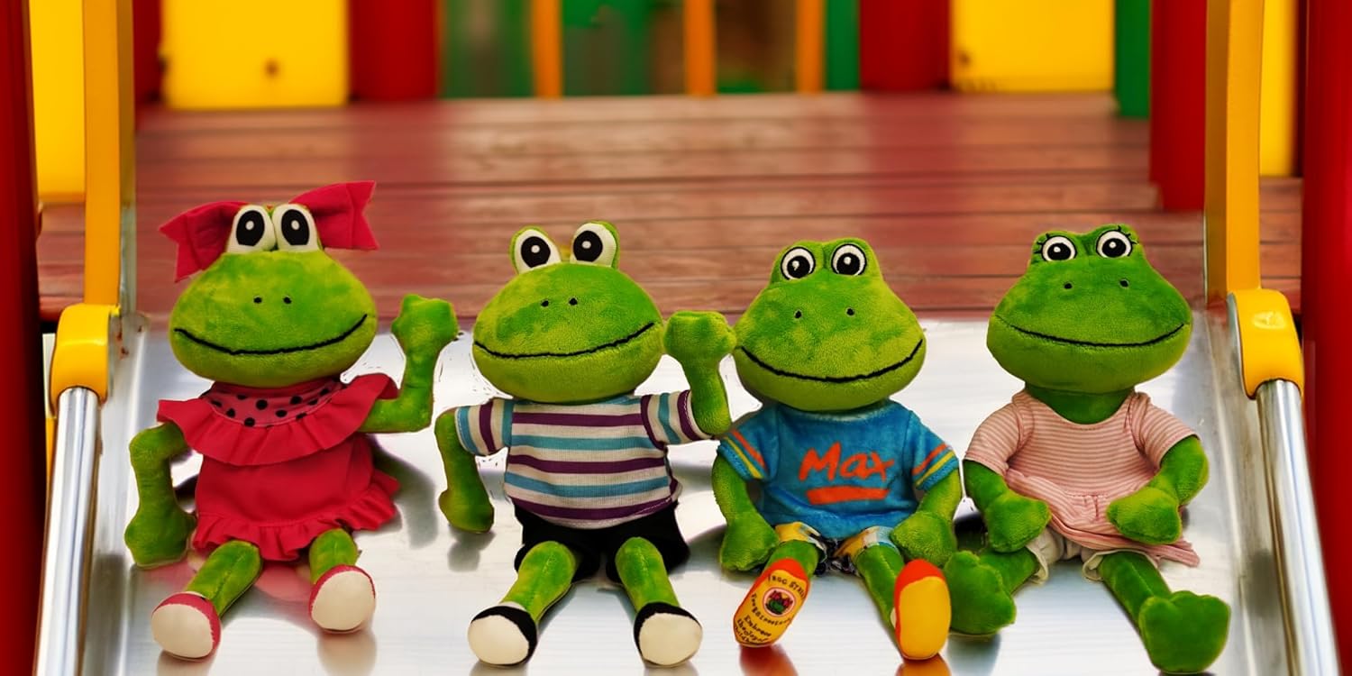 Frog Street Frog Family Mini Plush Puppet Set – Includes Fanny, Fernando, Max & Lily – Early Learning Tools for Storytelling