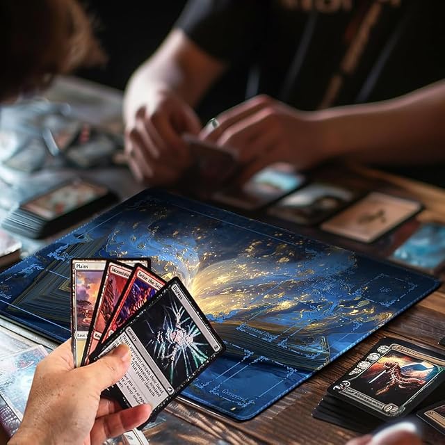 Foto 4 de 5 de Alfombra de juego para MTG, con almacenamiento impermeable Negro Bolso Tamaño 60 x 35 cm