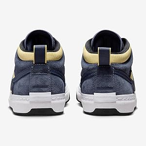 Amazon.com | Nike SB React Leo Skate Shoes (DX4361-400, Thunder