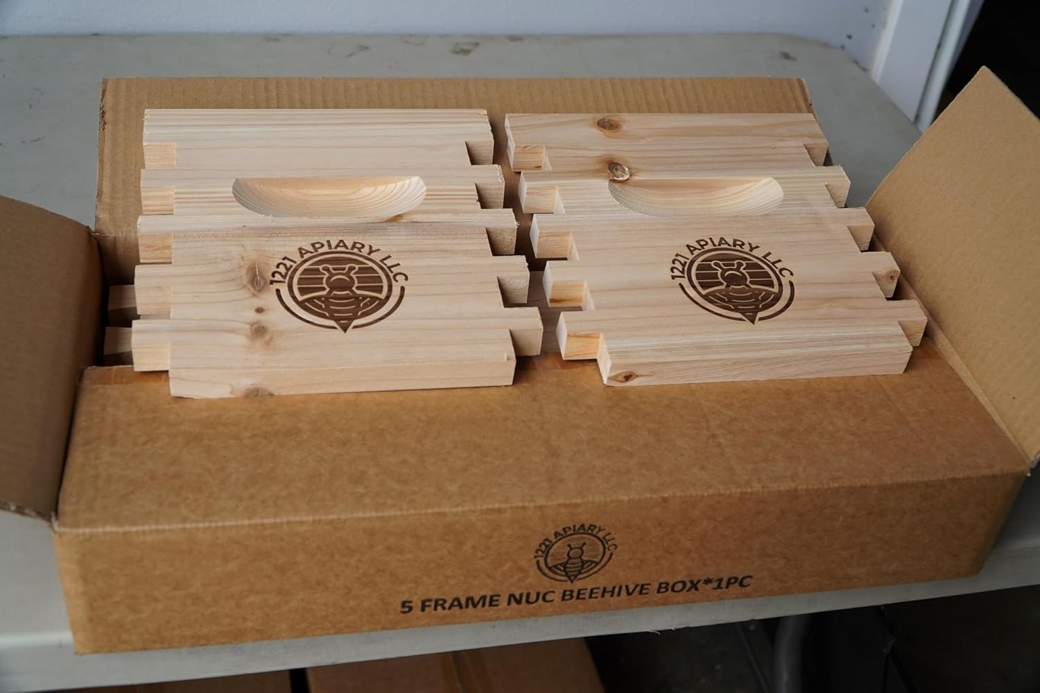 5 Frame NUC Beehive kit