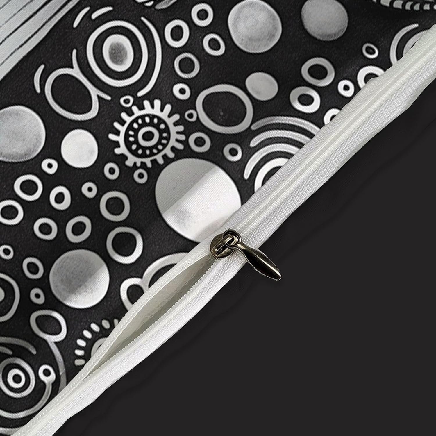 Black and White Circle line Abstract Art Print Duvet Cover Mushroom Texture Bedding Size,Reversible Solid Color Classic Color Printed Plaid Duvet Cover,Includes 1 Duvet Cover