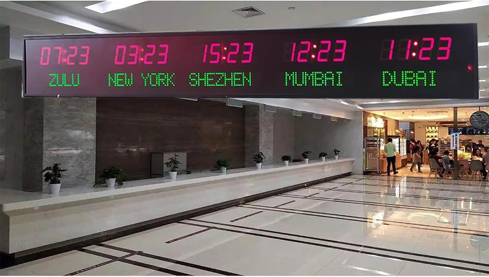 Orologio con Fusi Orari Mondiali, Orologio Digitale con più Fusi Orari, Orologio con 5 Città, 3 Livelli di Regolazione della Luminosità, per Aziende Multinazionali, Hotel, Uffici